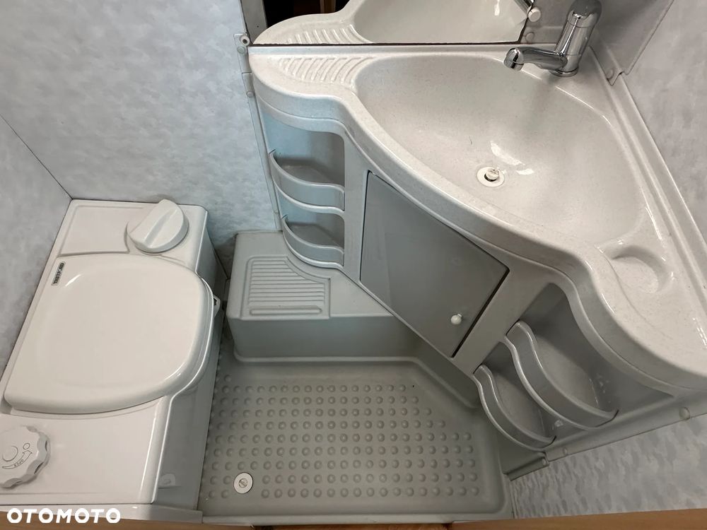 Adria UNICA 430 DD z markizą workową FIAMMA. DMC 900 kg. RATY - 17