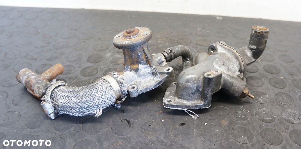 POMPA WODY TERMOSTAT AIXAM MICROCAR KUBOTA 0.4D Z402 - 2