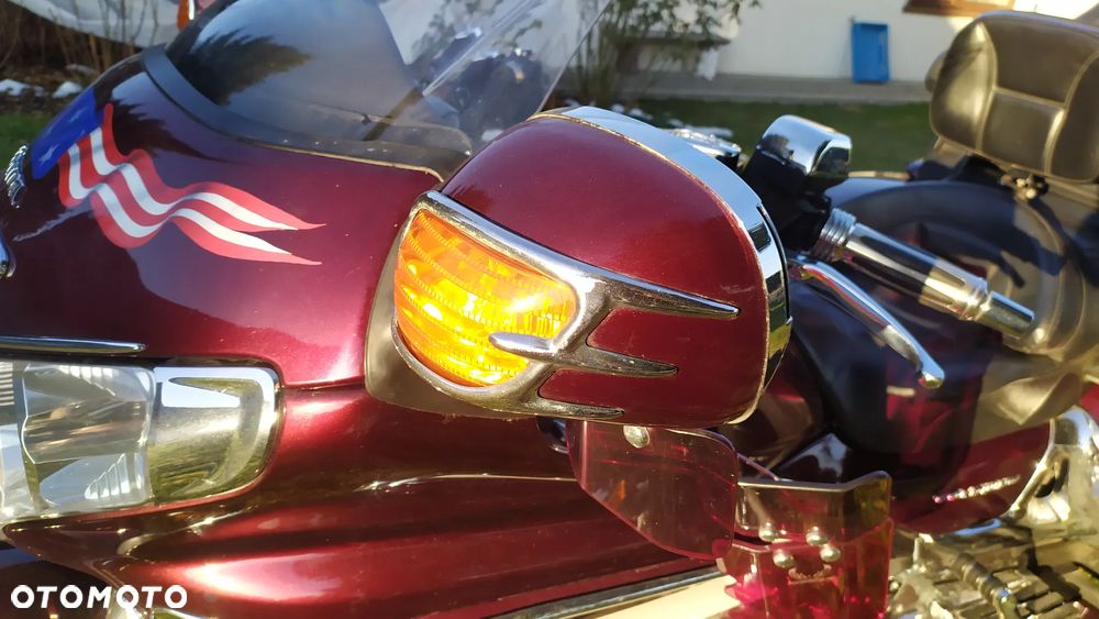 Honda GL - 16