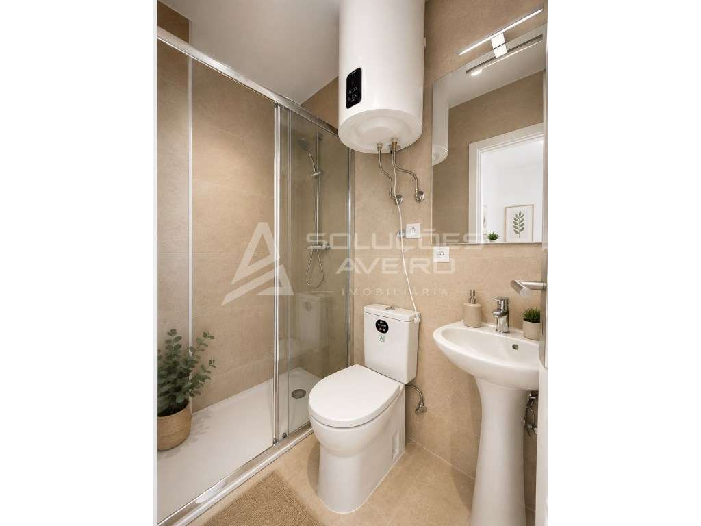 Apartamento T0 Totalmente Remodelado | Centro Histórico e Turístico... - Grande imagem: 4/6