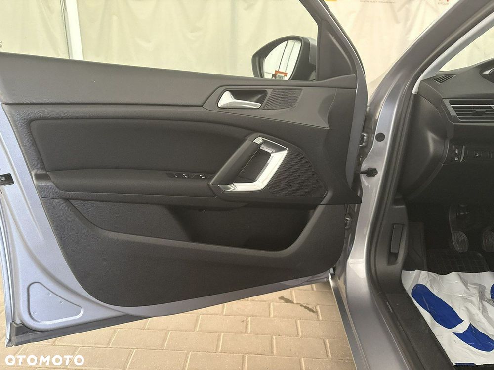 Peugeot 308 - 11