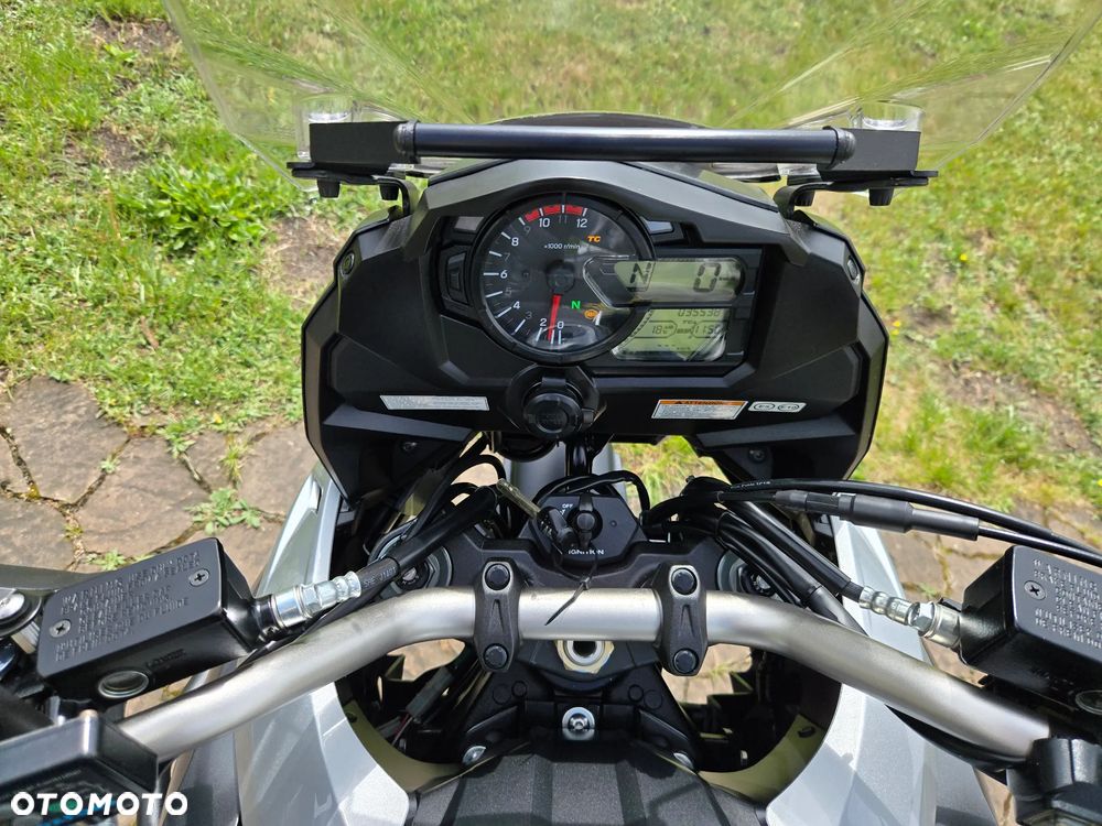 Suzuki V-STROM - 13