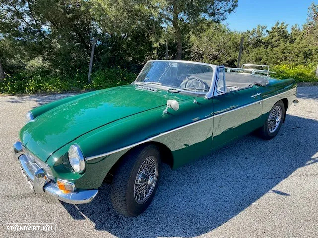 MG MGB - 8