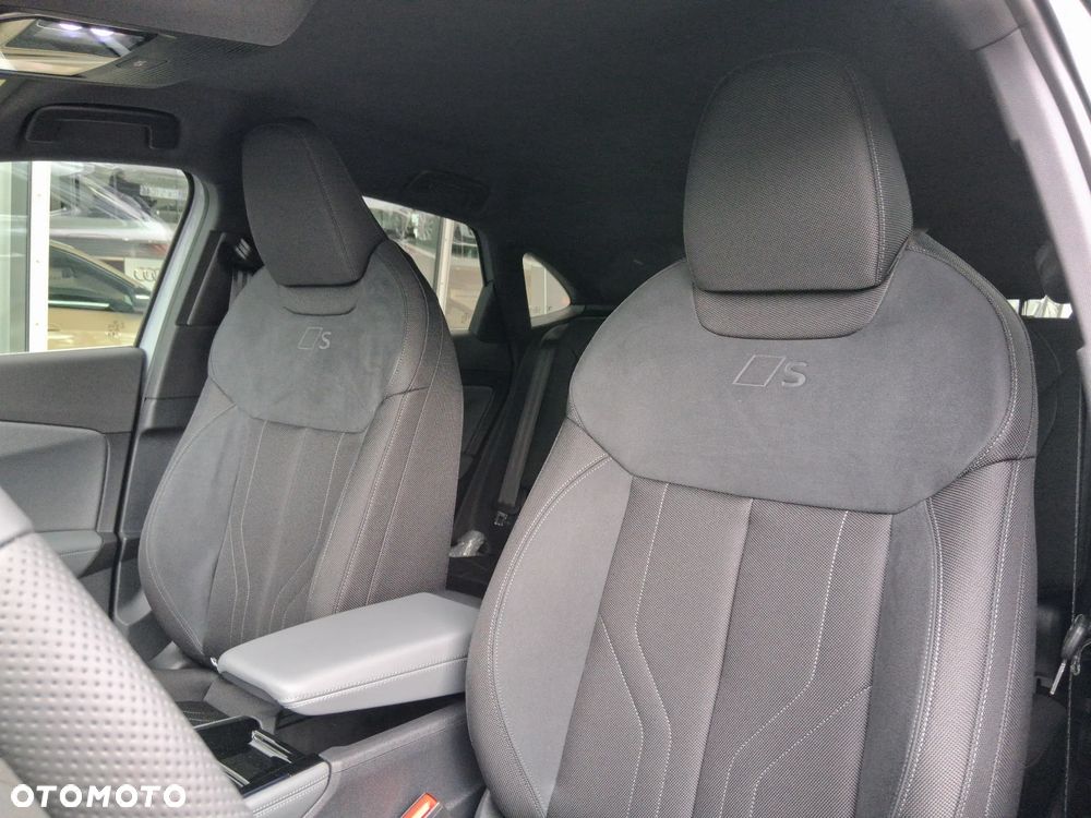 Audi Q3 Sportback - 9