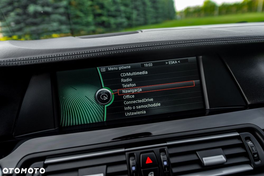 BMW Seria 5 535d xDrive Sport-Aut Modern Line - 30