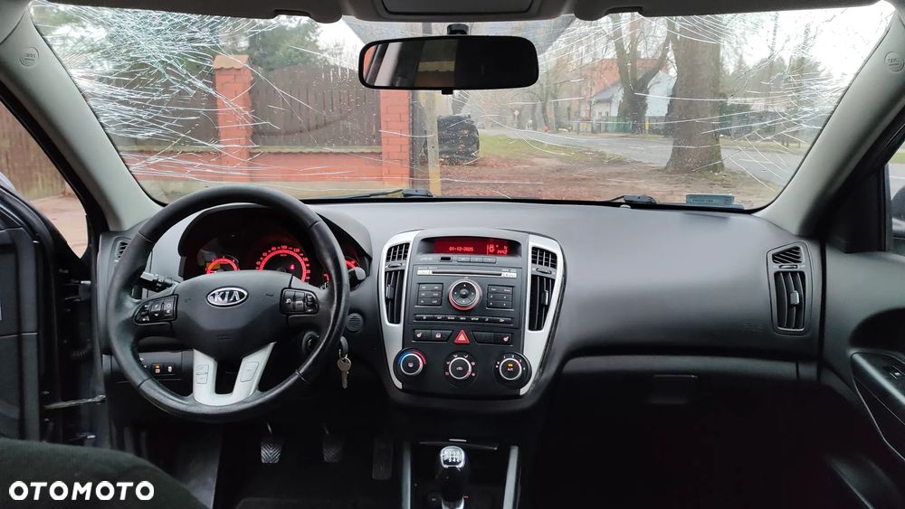 Kia Ceed 1.6 Crdi L - 8