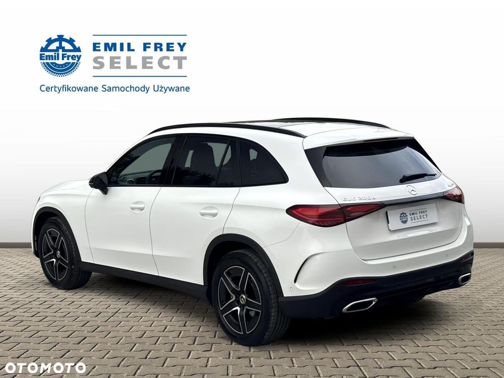 Mercedes-Benz GLC - 4