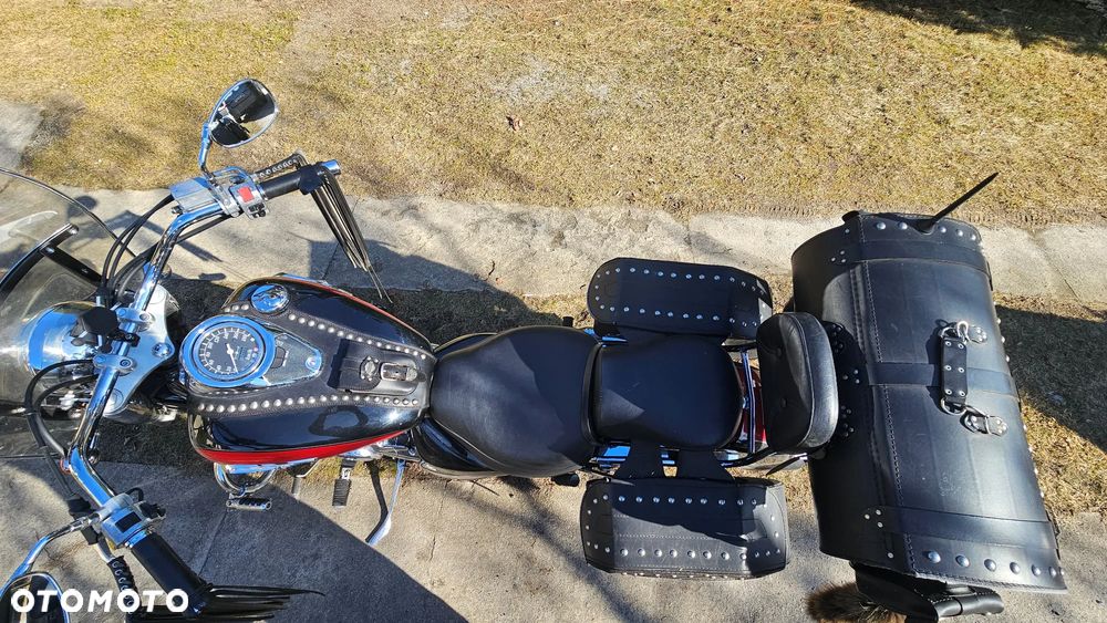 Suzuki VL 800 Volusia - 5