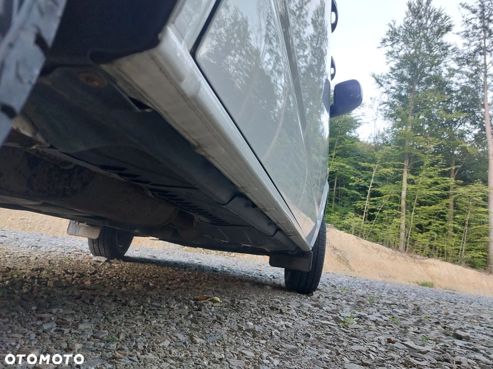 Volkswagen Transporter - 9