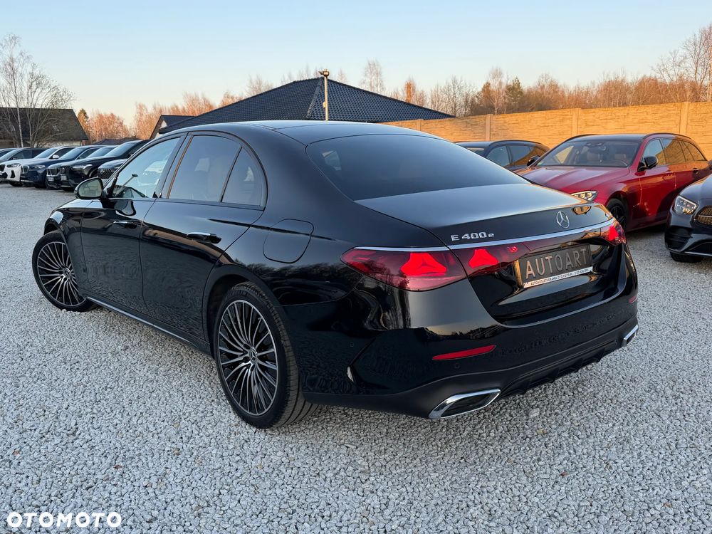 Mercedes-Benz Klasa E 400e 4Matic 9G-TRONIC - 12