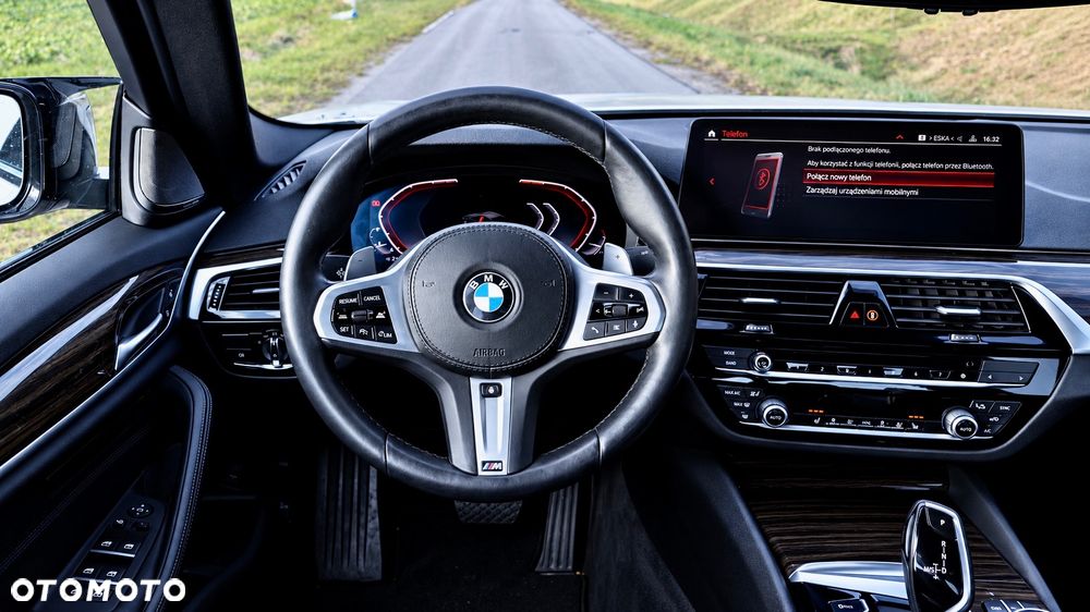 BMW Seria 5 - 10