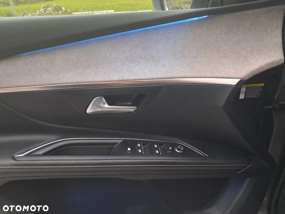 Peugeot 5008 PureTech 180 EAT8 Stop & Start GT - 16