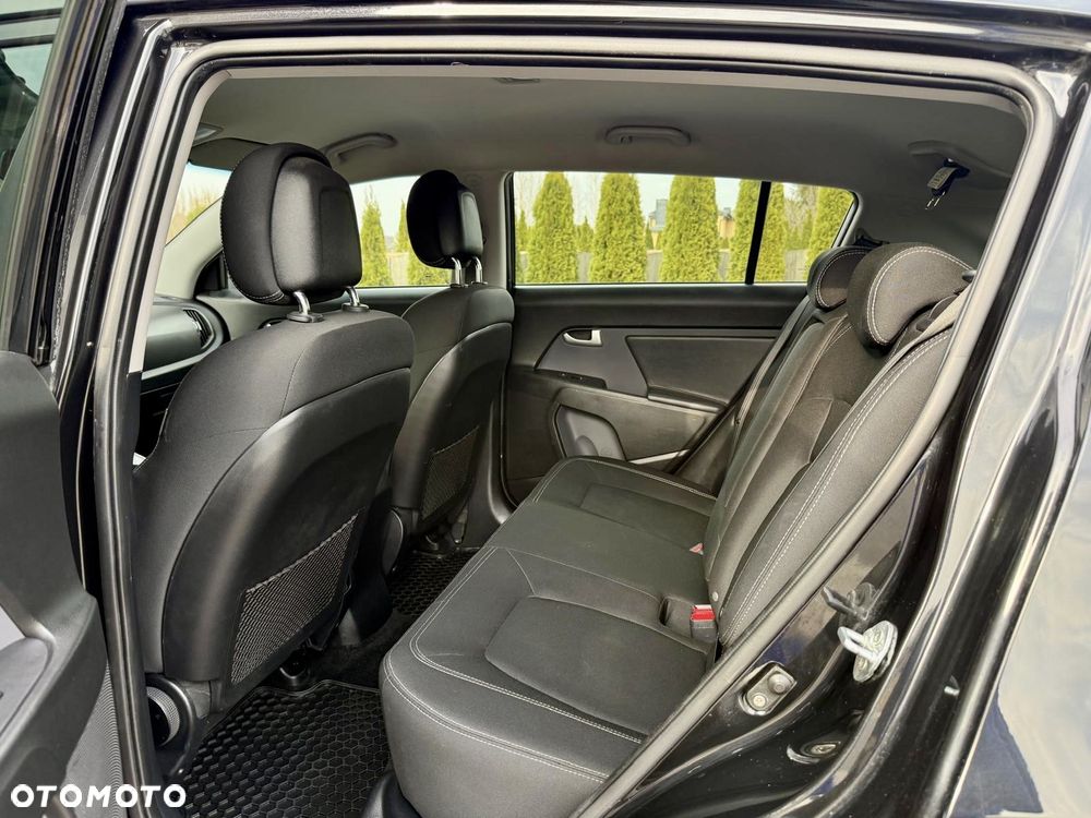 Kia Sportage - 16