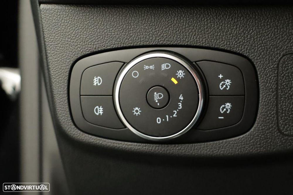 Ford Focus 1.0 EcoBoost MHEV ST-Line X Aut. - 18