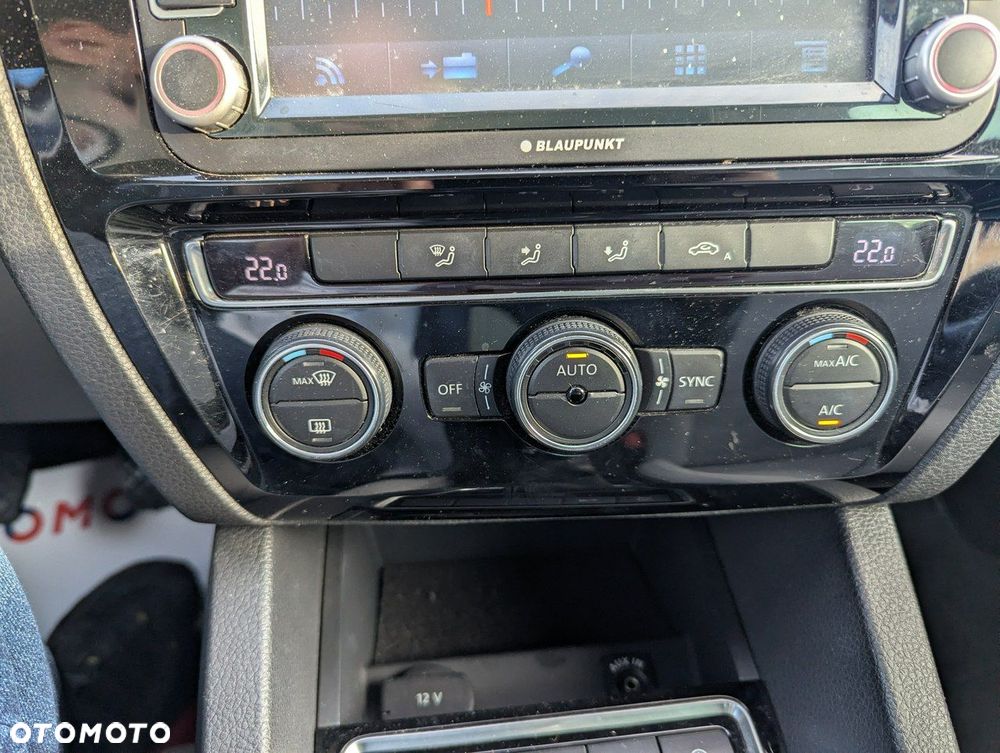 Volkswagen Jetta 1.4 TSI BMT Highline - 15