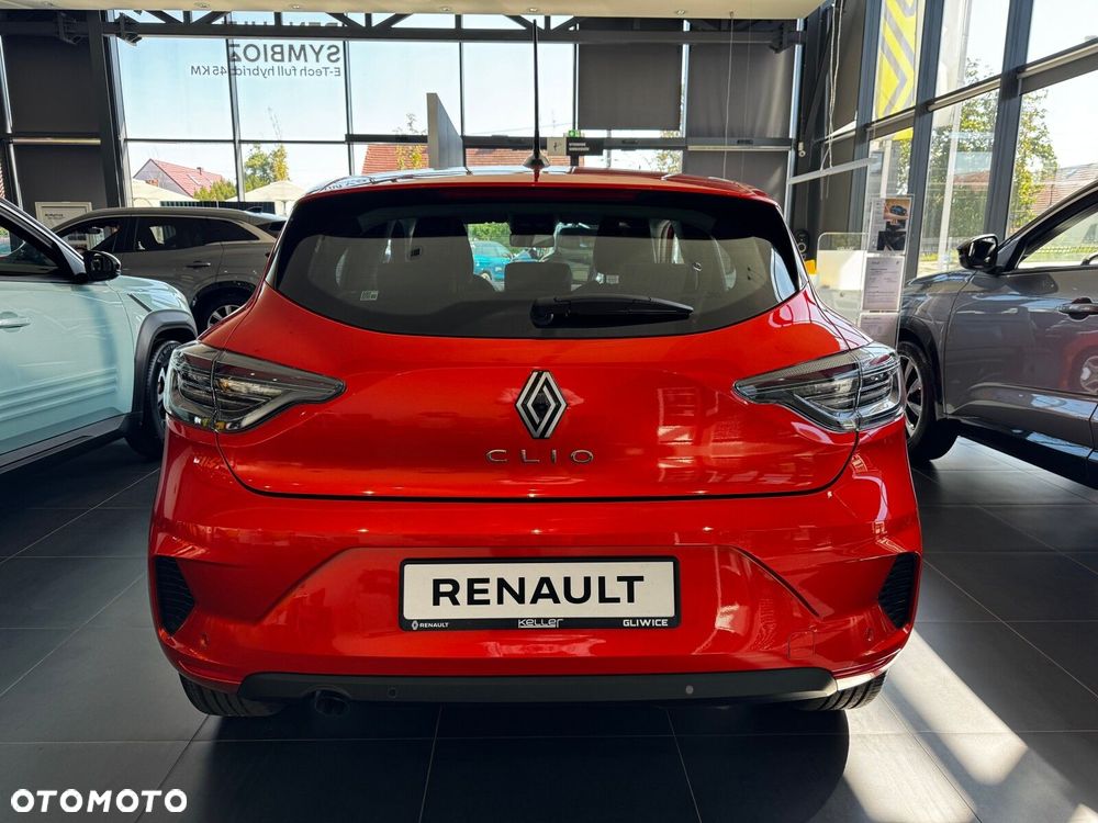 Renault Clio - 6