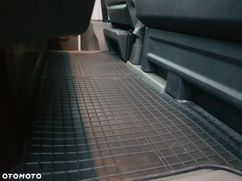 Volkswagen CRAFTER Salon Polska, Bezwypadkowy, Automat, BiXenon - 29