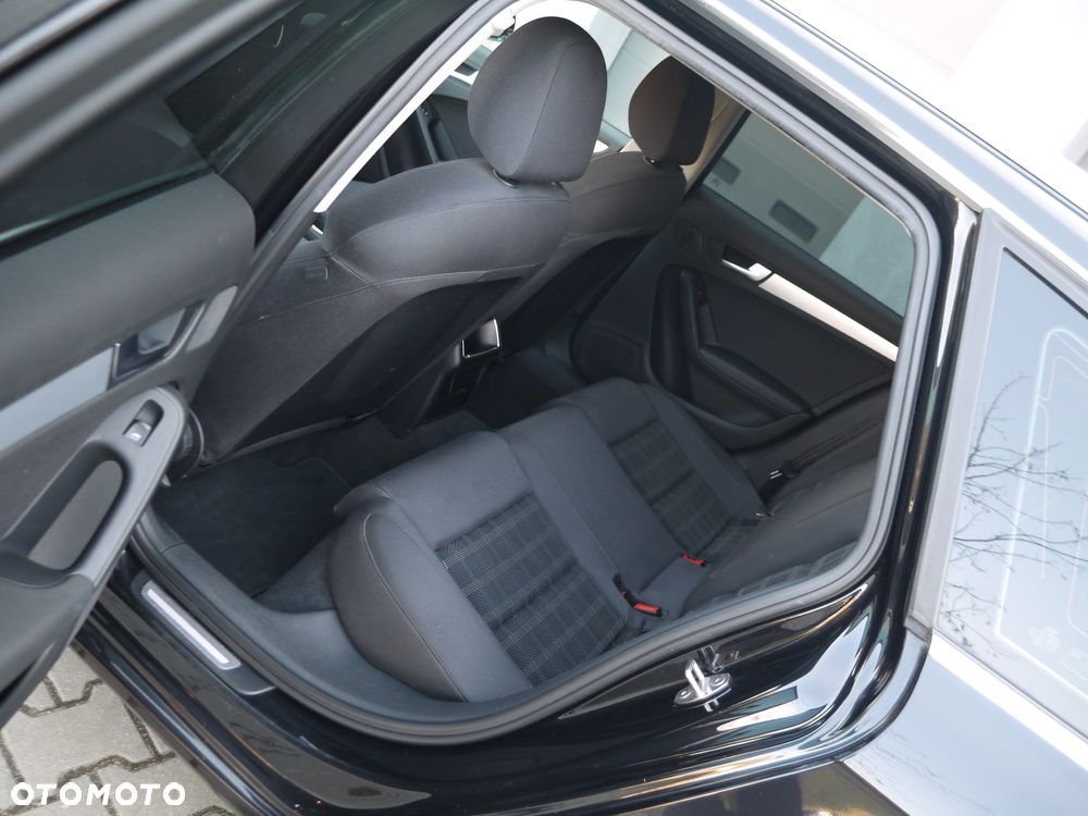 Audi A4 Avant - 15