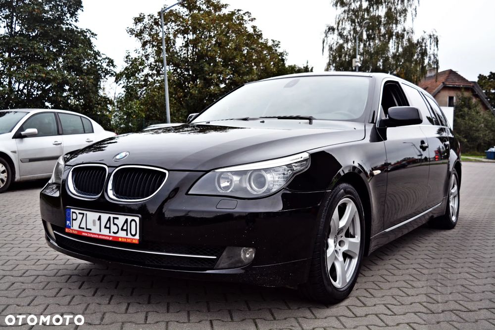 BMW Seria 5 520d Touring - 10