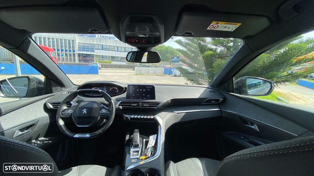 Peugeot 5008 1.5 BlueHDi GT Line EAT8 - 25