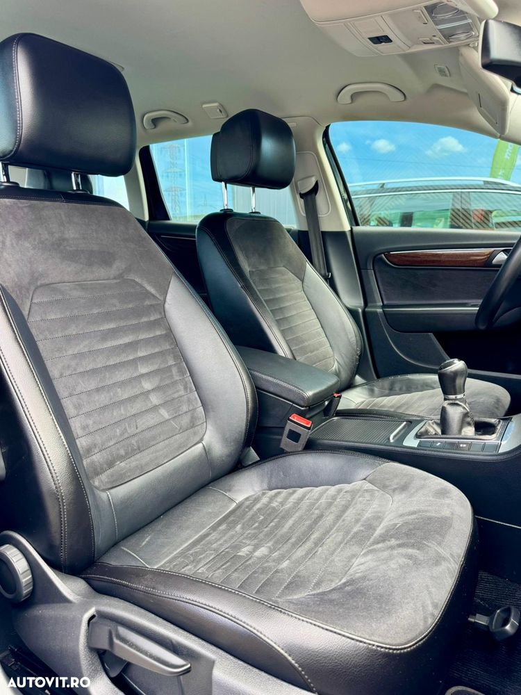 Volkswagen Passat 2.0 TDI Highline - 10