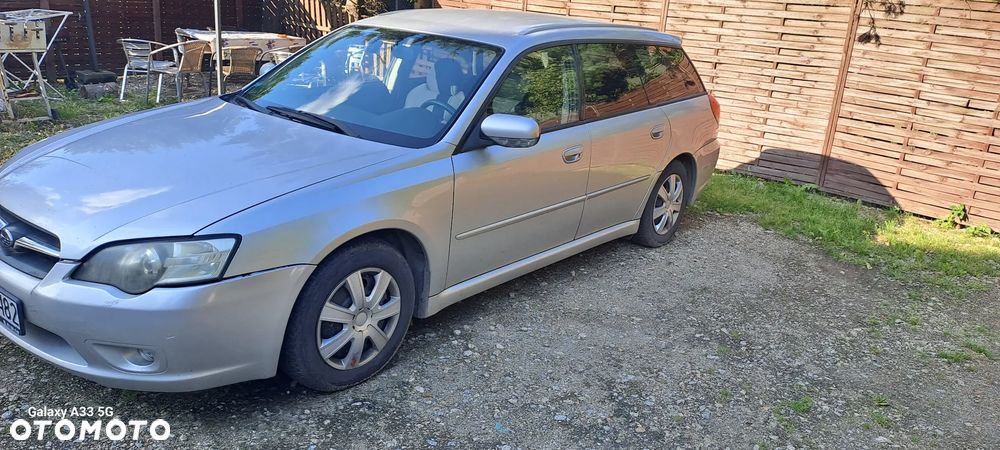 Subaru Legacy 2.0R GL - 2