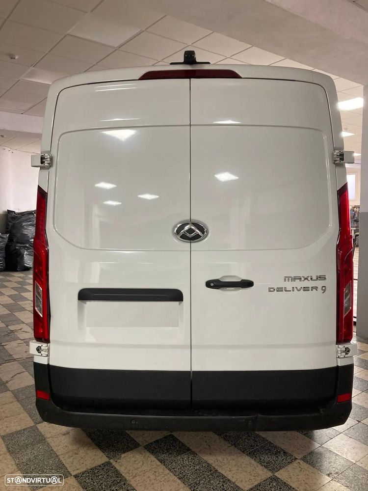 Maxus DELIVER 9 - 26