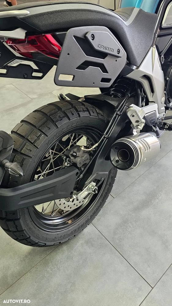 CF Moto 700CL-X Heritage - 13