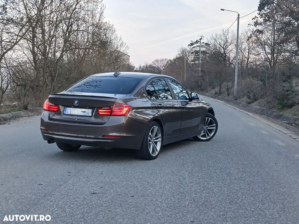 BMW Seria 3 320d - 8