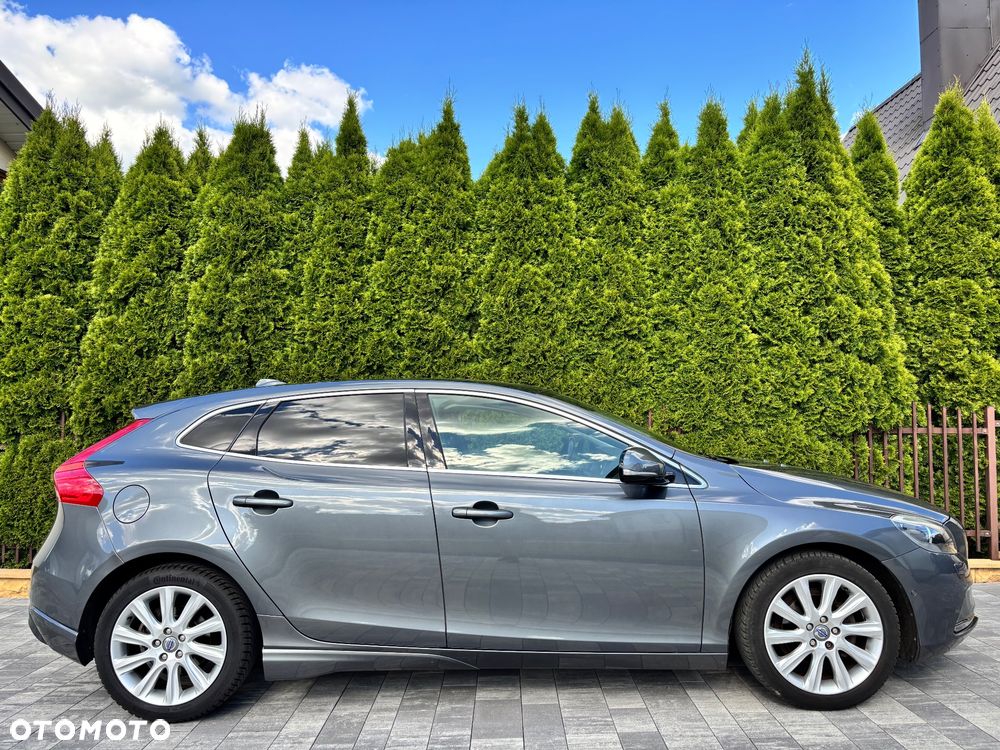 Volvo V40 - 17