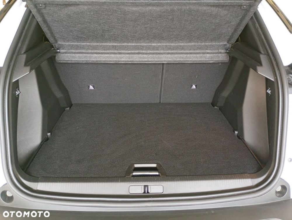 Peugeot 2008 - 6