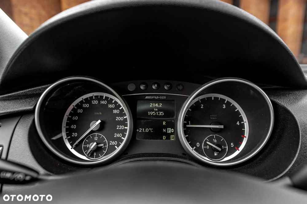 Mercedes-Benz Klasa R 350 CDI 4-Matic - 26