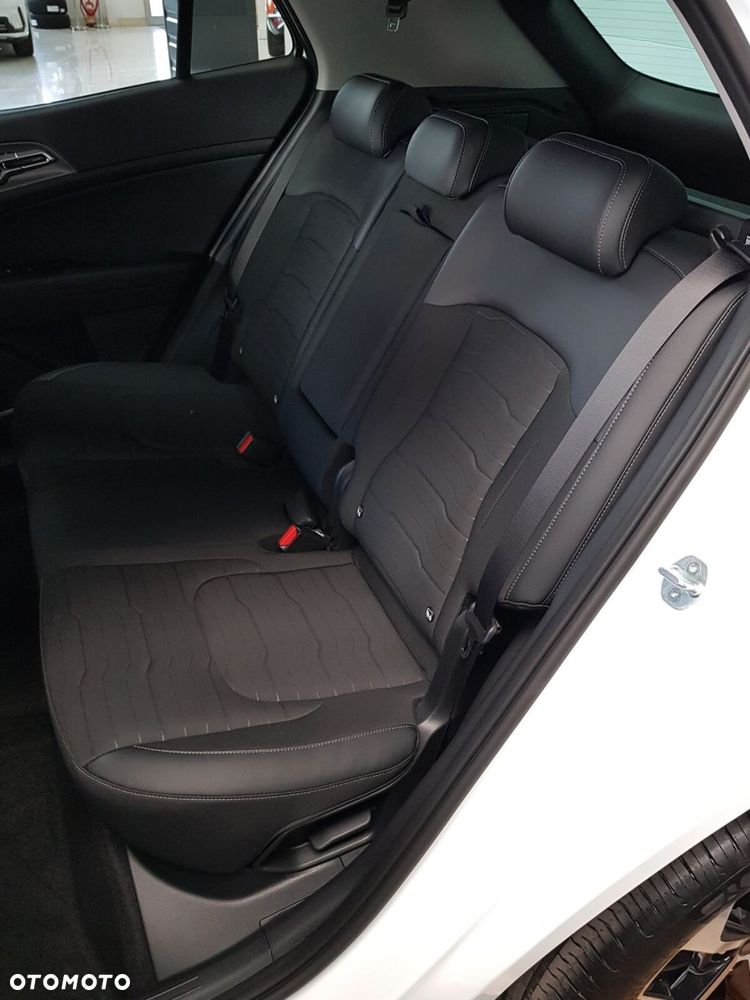 Kia Sportage 1.6 T-GDI Business Line 2WD DCT - 27