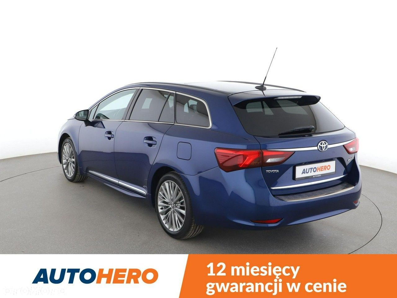 Toyota Avensis Combi 1.8 Multidrive S Executive - 4