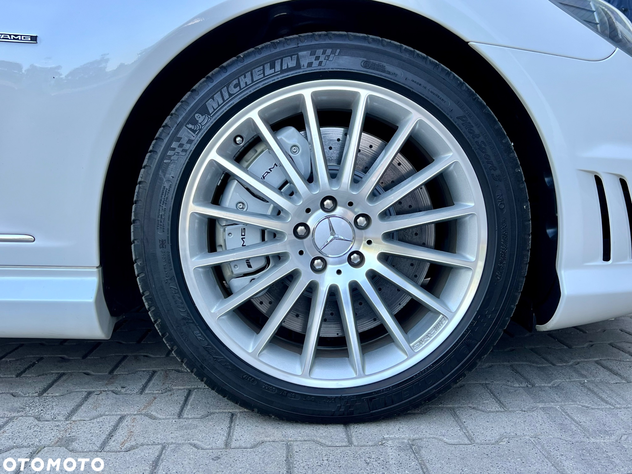 Mercedes-Benz CL 63 AMG - 30