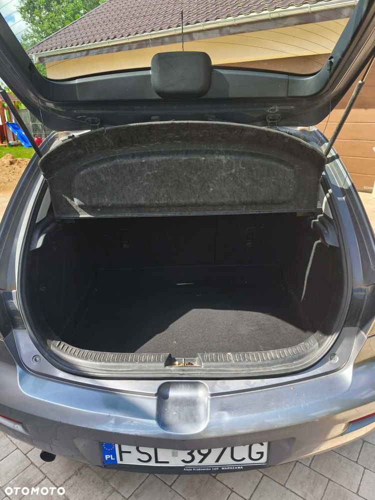 Mazda 3 - 8