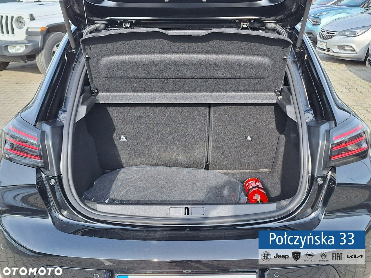 Peugeot 208 - 5