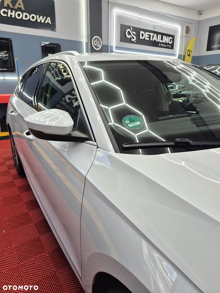 Skoda Octavia 2.0 TDI Style DSG - 13