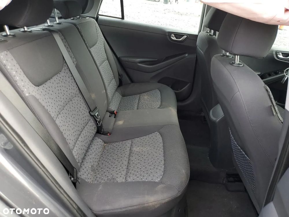 Hyundai IONIQ hybrid Premium - 10