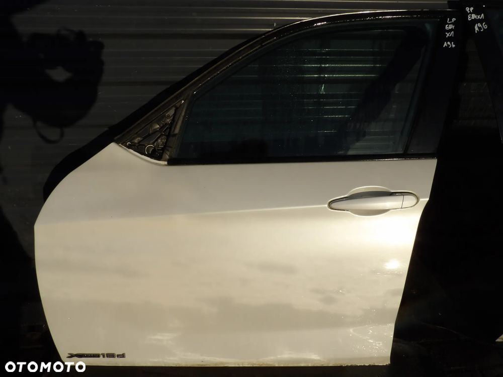 BMW - E84 , X1 - KOLOR A96 - DRZWI LEWY PRZÓD - DEMONTAŻ , GOTOWE DO ZAŁOŻENIA - 1
