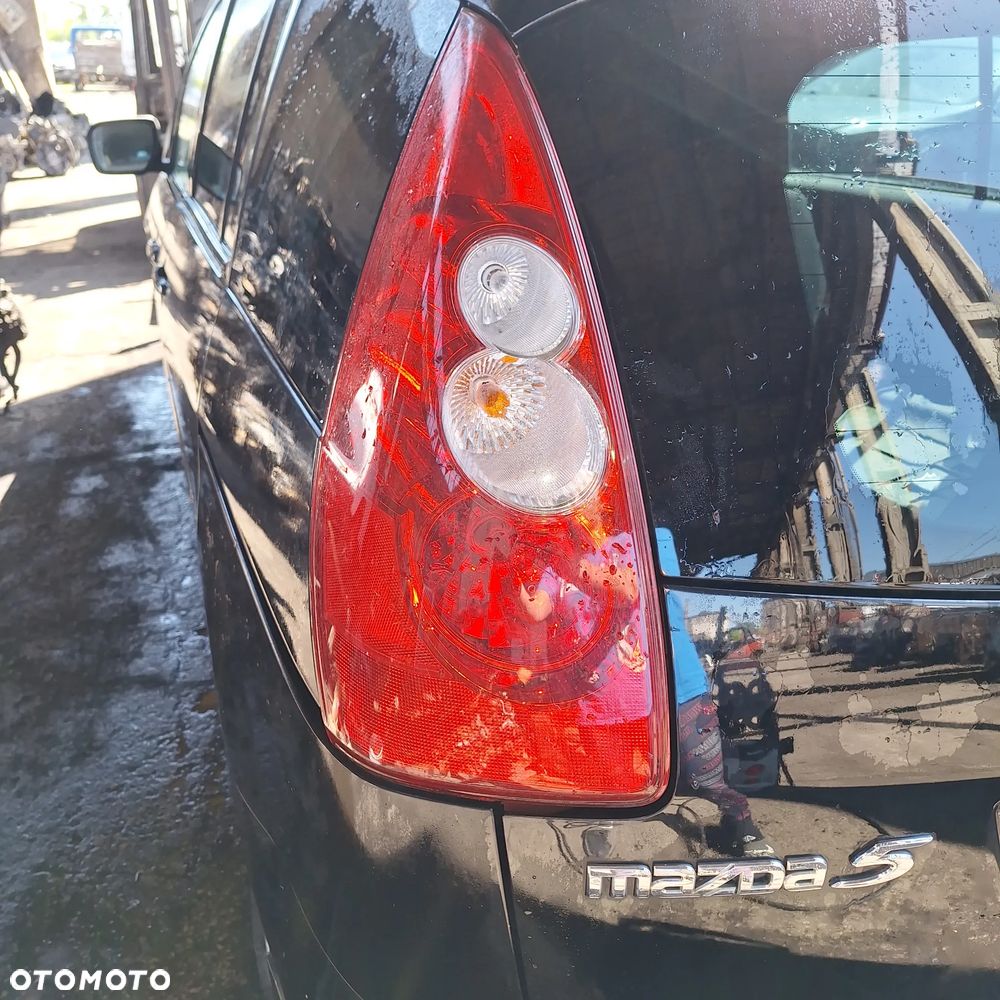 LAMPA PRAWA LEWA TYL TYLNA MAZDA 5 - 2