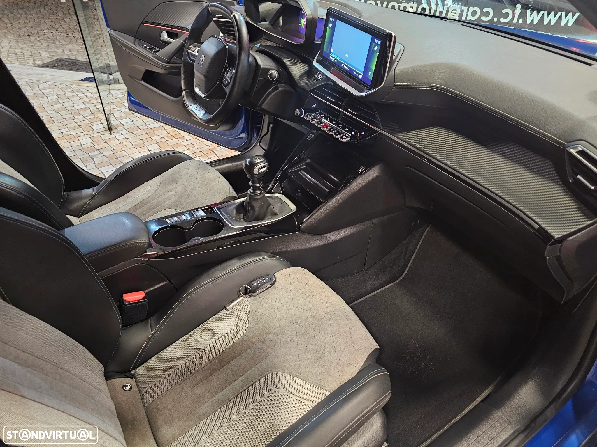 Peugeot 208 1.2 PureTech GT Line - 26
