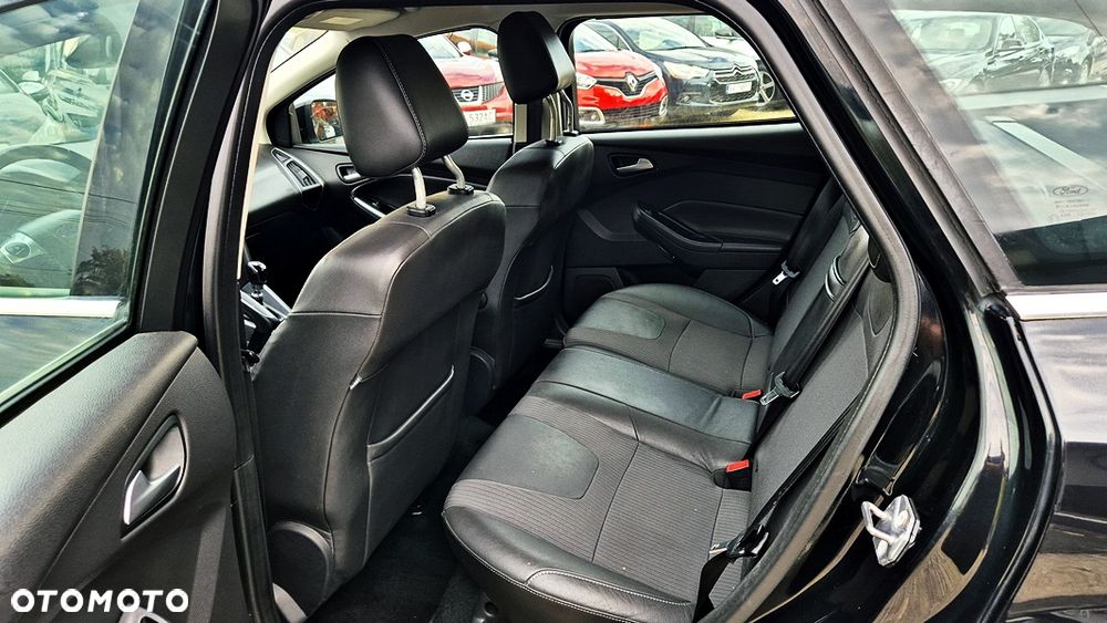 Ford Focus 1.6 EcoBoost Titanium - 33
