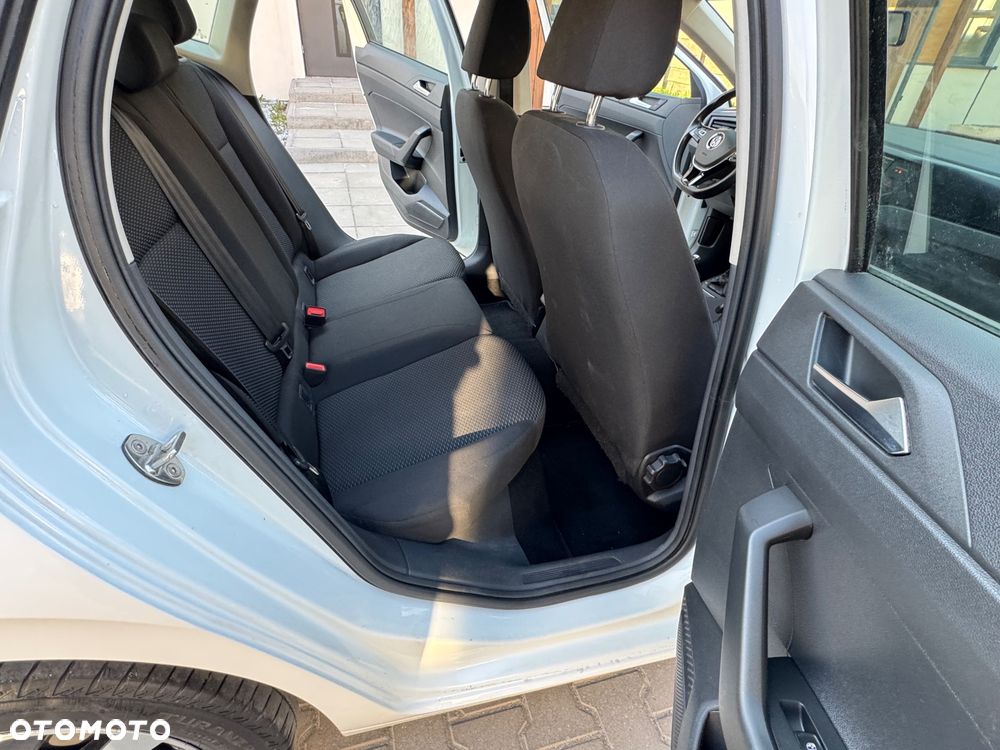 Volkswagen Polo - 14