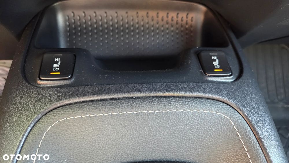 Toyota Corolla 1.8 Hybrid Executive - 20