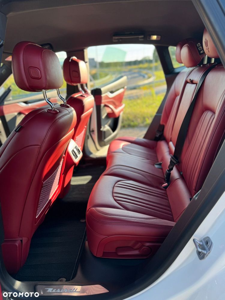 Maserati Levante Diesel Granlusso - 26