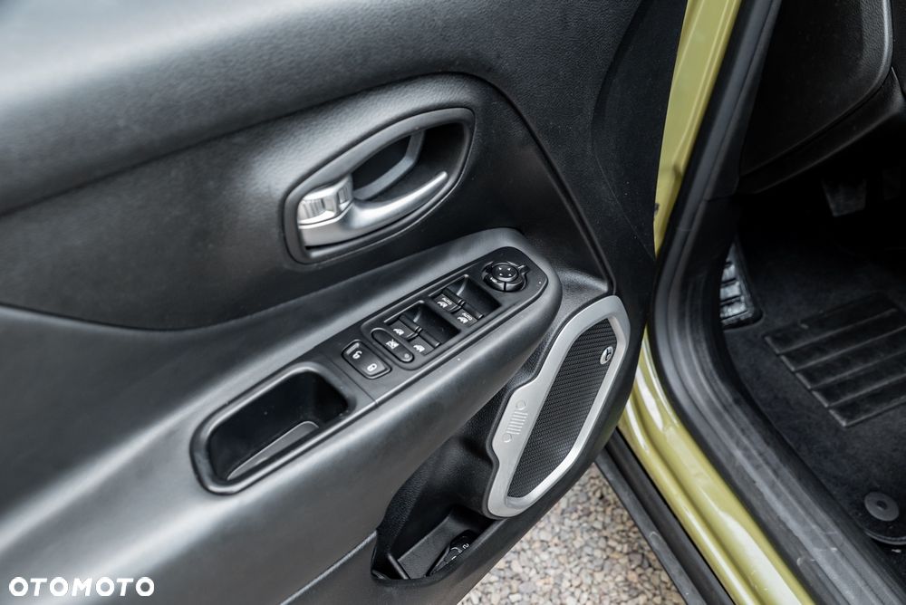Jeep Renegade 1.4 MultiAir Active Drive Automatik 75th Anniversary - 21