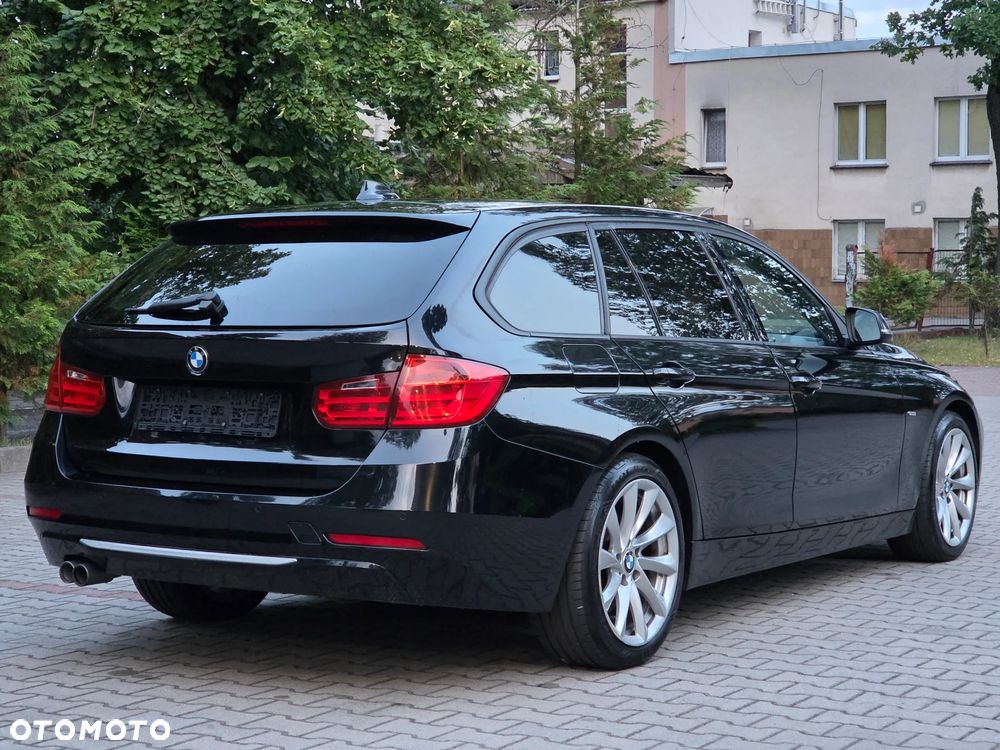 BMW Seria 3 330d Sport-Aut Blue Performance Modern Line - 4