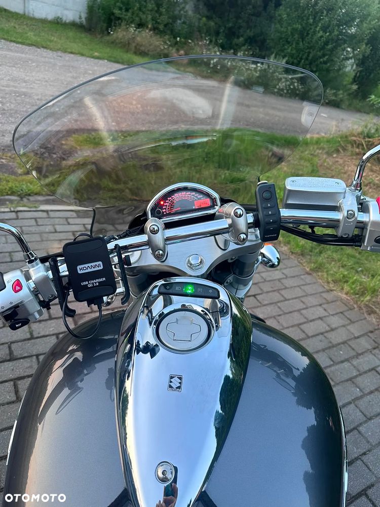 Suzuki Boulevard - 13