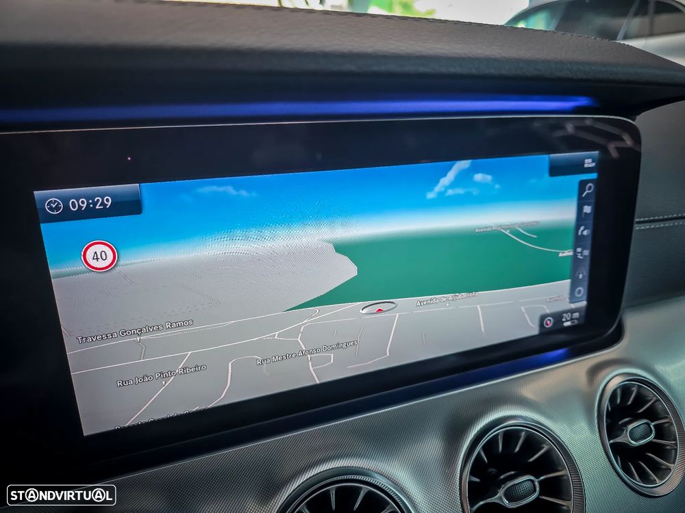 Mercedes-Benz E 220 d Cabrio 9G-Tronic AMG Line - 34